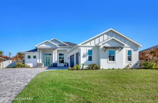 224 Woody Circle, Melbourne Beach, FL 32951