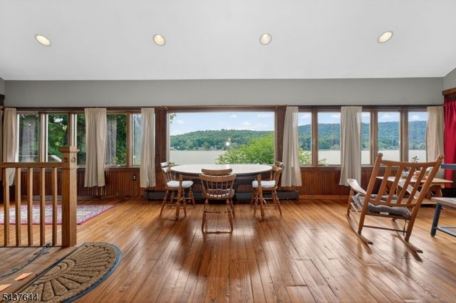 138 Lakeside Dr, West, Liberty Twp., NJ 07823