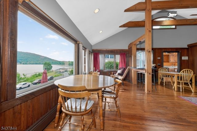 138 Lakeside Dr, West, Liberty Twp., NJ 07823