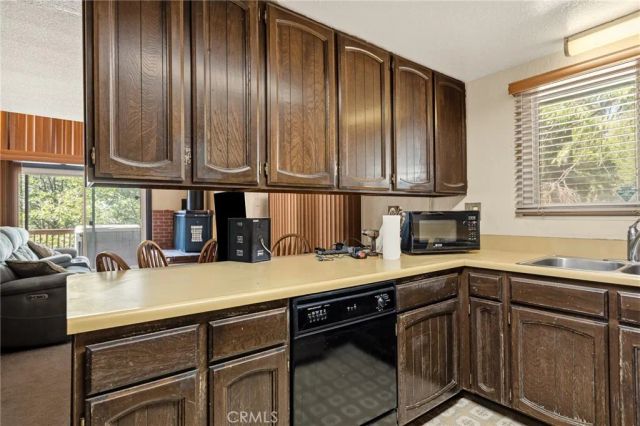 807 Grass Valley, Lake Arrowhead, CA 92352