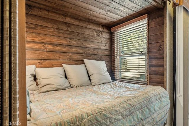807 Grass Valley, Lake Arrowhead, CA 92352