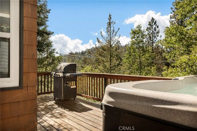 807 Grass Valley, Lake Arrowhead, CA 92352