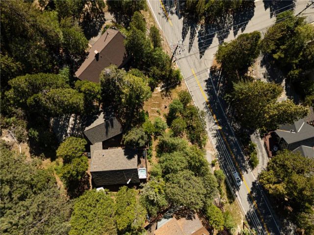 807 Grass Valley, Lake Arrowhead, CA 92352