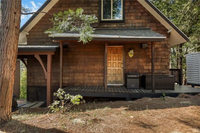 807 Grass Valley, Lake Arrowhead, CA 92352
