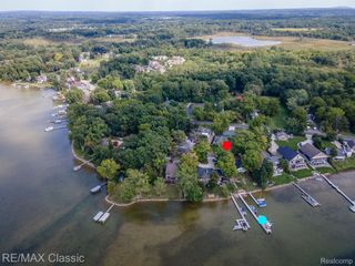 619 E Shore Drive, Northfield Township, MI 48189