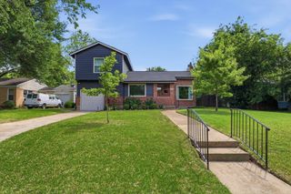 215 Varsity Circle, Arlington, TX 76013