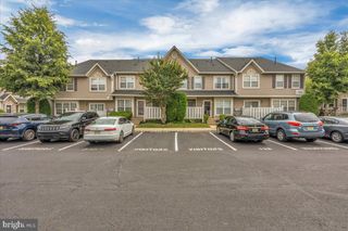 5403 ESSEX LN, Mount Laurel, NJ 08054