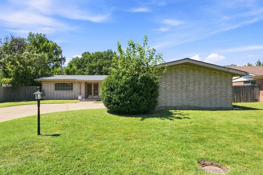 3144 S 85th East Avenue, Tulsa, OK 74145