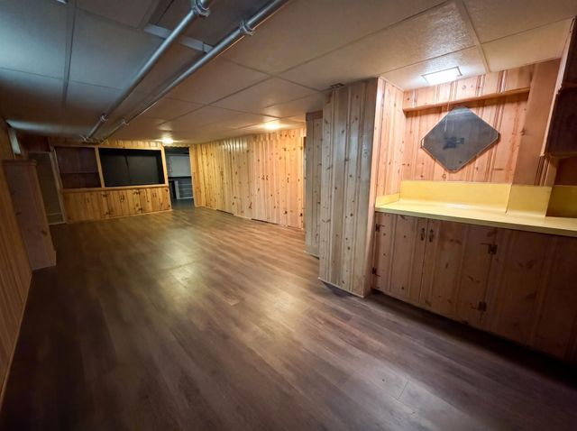 1144 Hawthorne Avenue E, Saint Paul, MN 55106