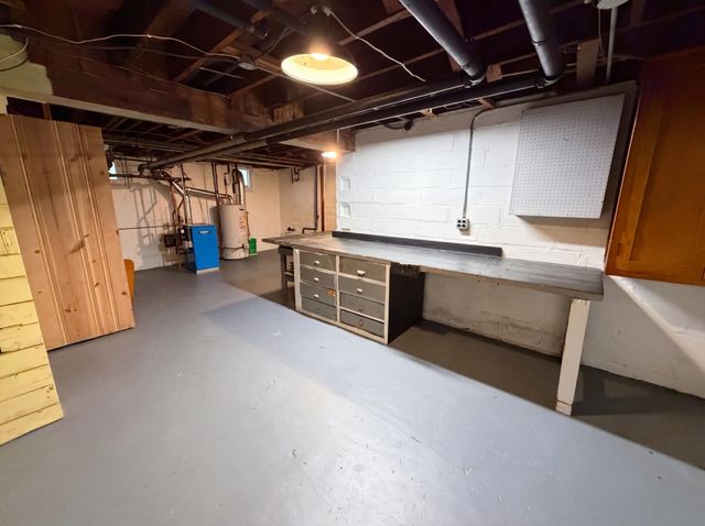 1144 Hawthorne Avenue E, Saint Paul, MN 55106