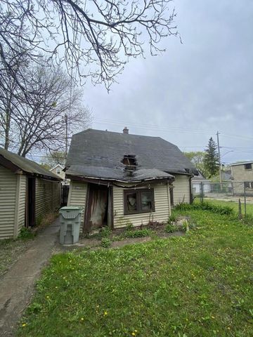 4609 N 37th STREET, Milwaukee, WI 53209