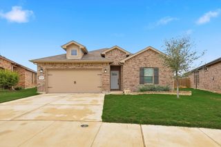 9428 Red Brush Trail, Fort Worth, TX 76131