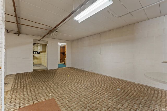 59277 Hazel Road, South Bend, IN 46614