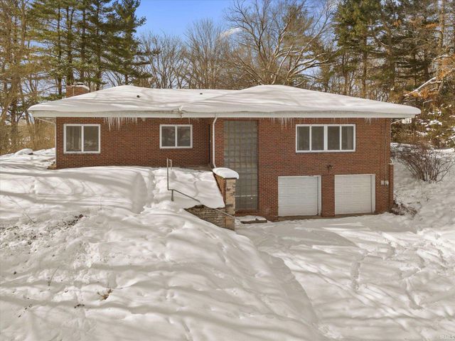 59277 Hazel Road, South Bend, IN 46614