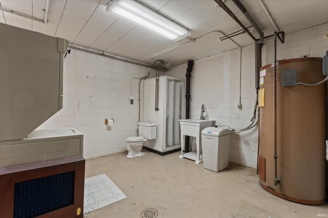 59277 Hazel Road, South Bend, IN 46614