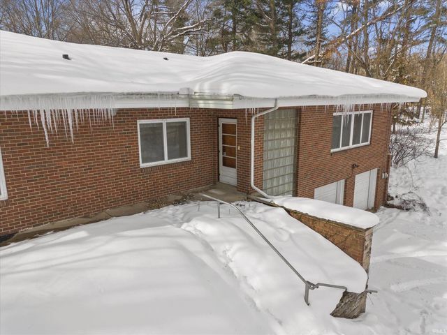 59277 Hazel Road, South Bend, IN 46614