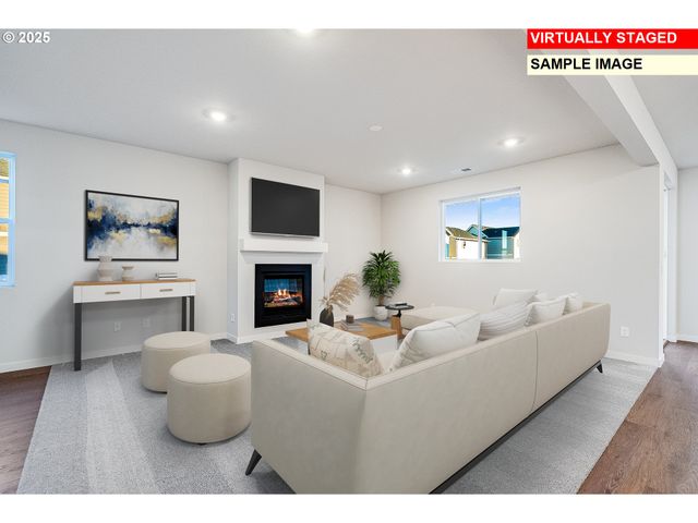 5893 Bainbridge Rd, Eugene, OR 97402