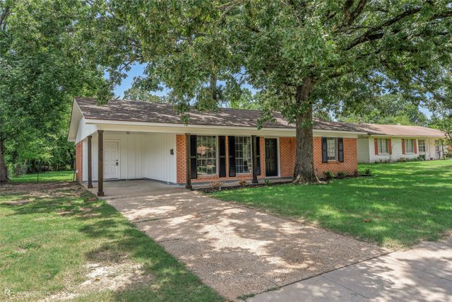 602 Pickwick Place, Shreveport, LA 71108