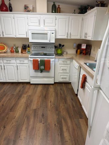 11 Nuevo Leon Road, Port St. Lucie, Port St Lucie, FL 34952