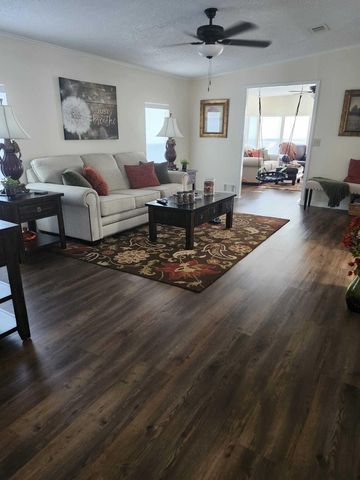 11 Nuevo Leon Road, Port St. Lucie, Port St Lucie, FL 34952