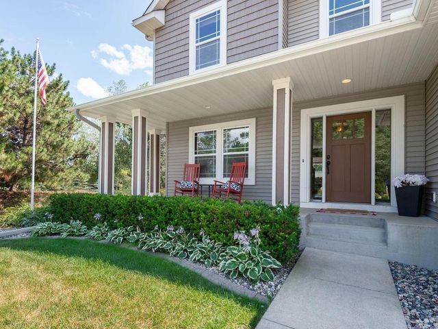 1631 Sparrow Road, Waconia, MN 55387