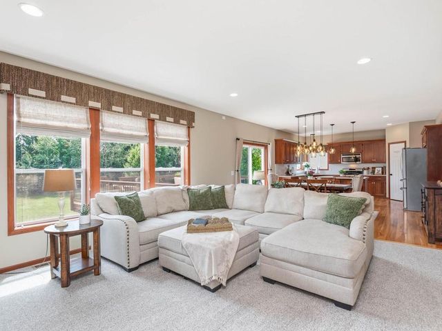 1631 Sparrow Road, Waconia, MN 55387