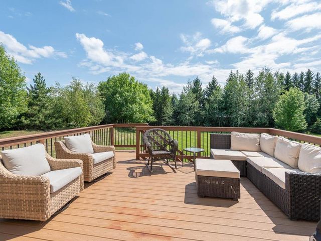 1631 Sparrow Road, Waconia, MN 55387