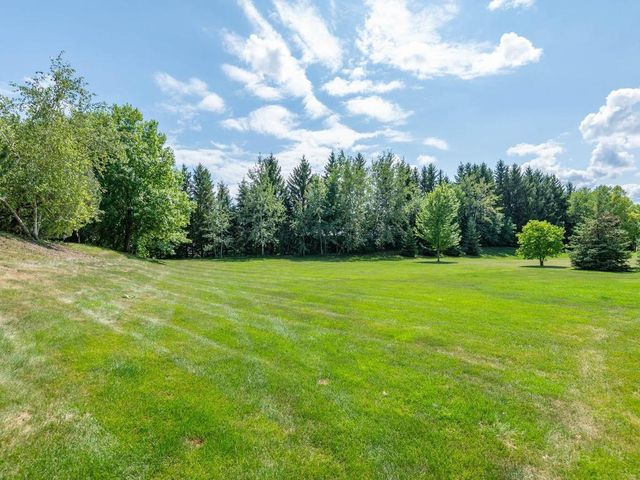 1631 Sparrow Road, Waconia, MN 55387
