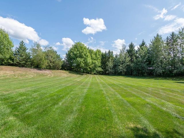 1631 Sparrow Road, Waconia, MN 55387