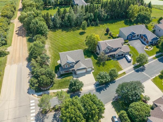 1631 Sparrow Road, Waconia, MN 55387