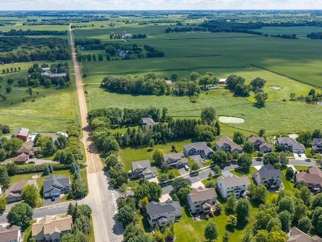1631 Sparrow Road, Waconia, MN 55387