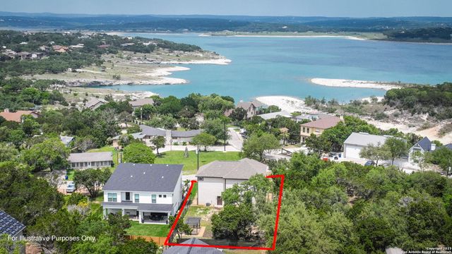 618 wagon wheel, Canyon Lake, TX 78133