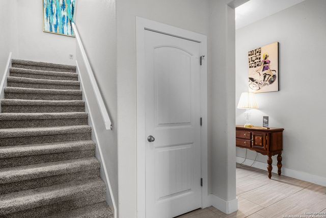 618 wagon wheel, Canyon Lake, TX 78133