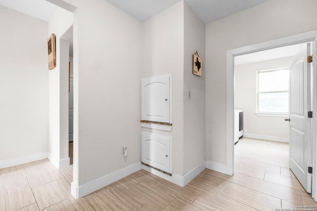 618 wagon wheel, Canyon Lake, TX 78133