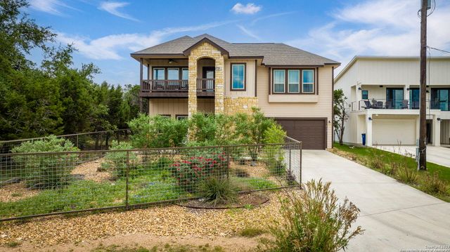 618 wagon wheel, Canyon Lake, TX 78133