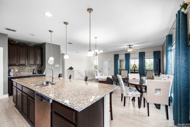 618 wagon wheel, Canyon Lake, TX 78133