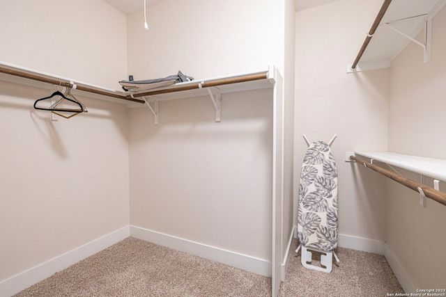 618 wagon wheel, Canyon Lake, TX 78133