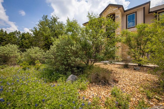 618 wagon wheel, Canyon Lake, TX 78133