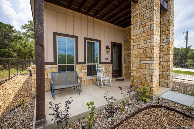 618 wagon wheel, Canyon Lake, TX 78133