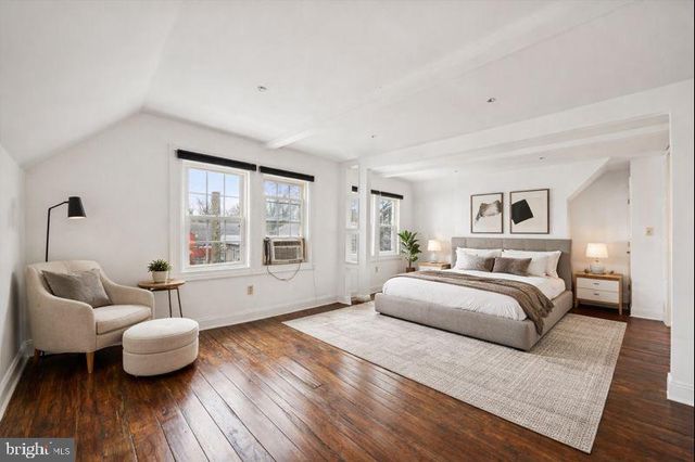 25 MADISON AVE, Lansdowne, PA 19050