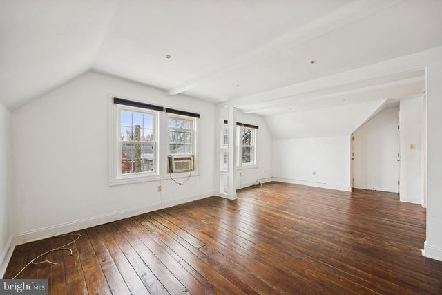 25 MADISON AVE, Lansdowne, PA 19050