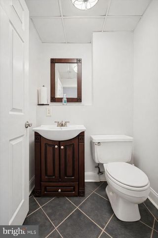 25 MADISON AVE, Lansdowne, PA 19050