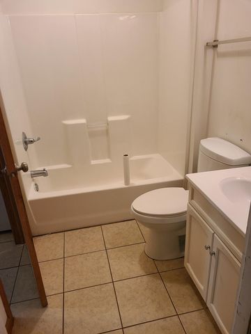 716 9th Street SE, Rochester, MN 55904