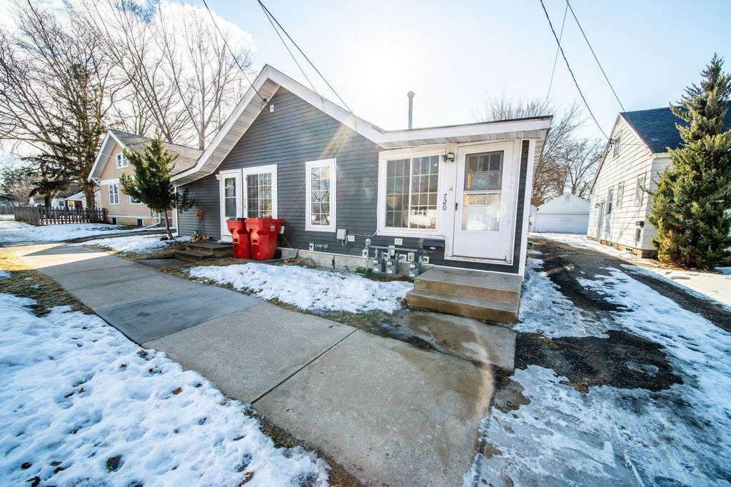 716 9th Street SE, Rochester, MN 55904