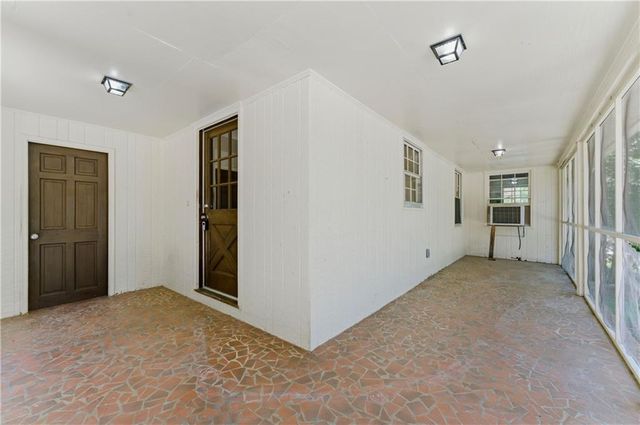 2485 Maple Street, Snellville, GA 30078