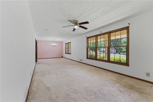 2485 Maple Street, Snellville, GA 30078