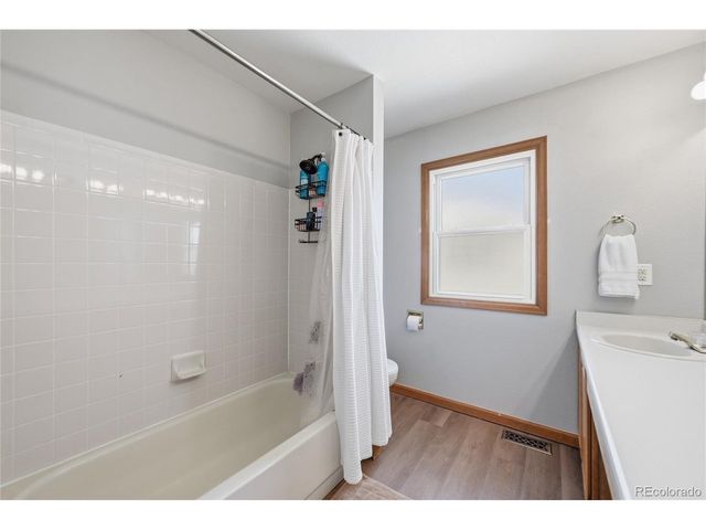 5835 S Danube Cir, Aurora, CO 80015
