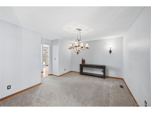 5835 S Danube Cir, Aurora, CO 80015