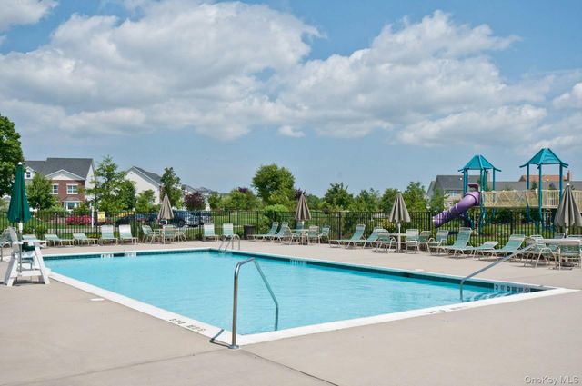 140 Rivendell Court, Melville, NY 11747