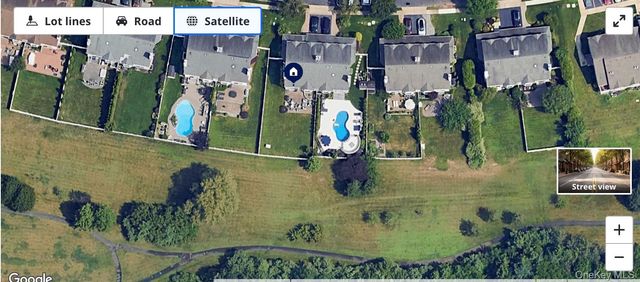 140 Rivendell Court, Melville, NY 11747
